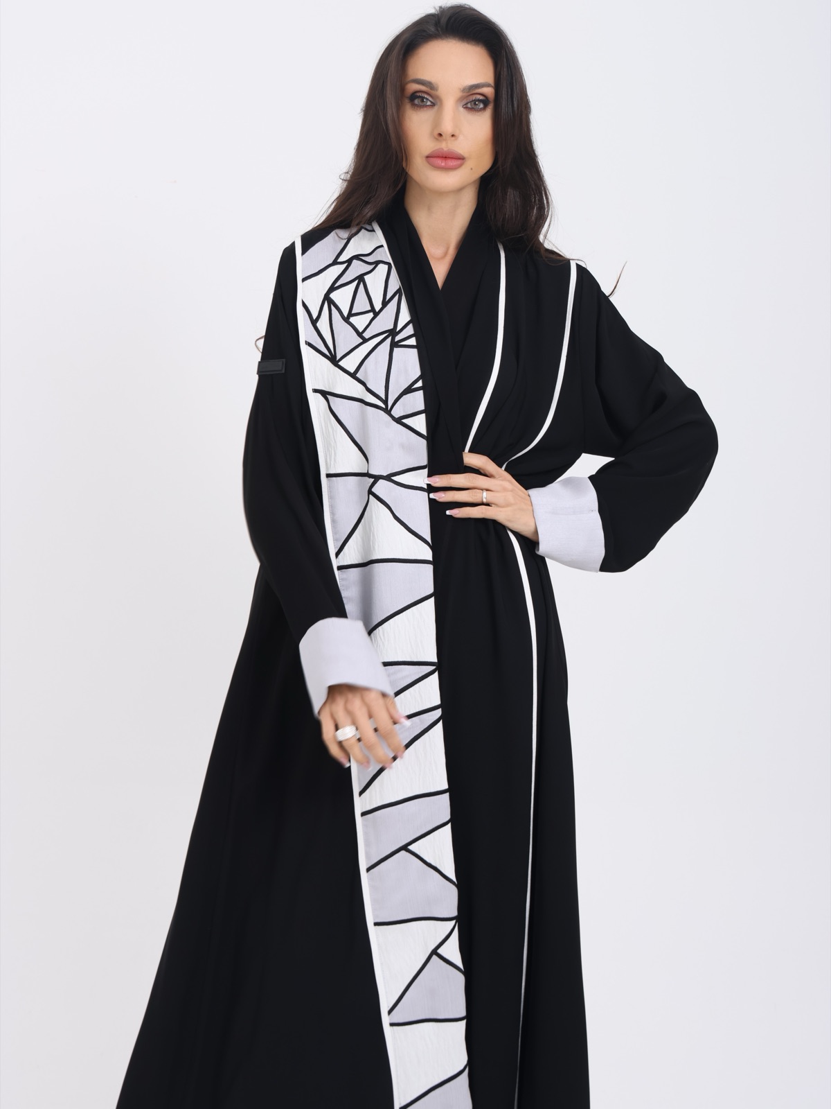 LA_MORENA_BH - Alternate View - Mnsaj