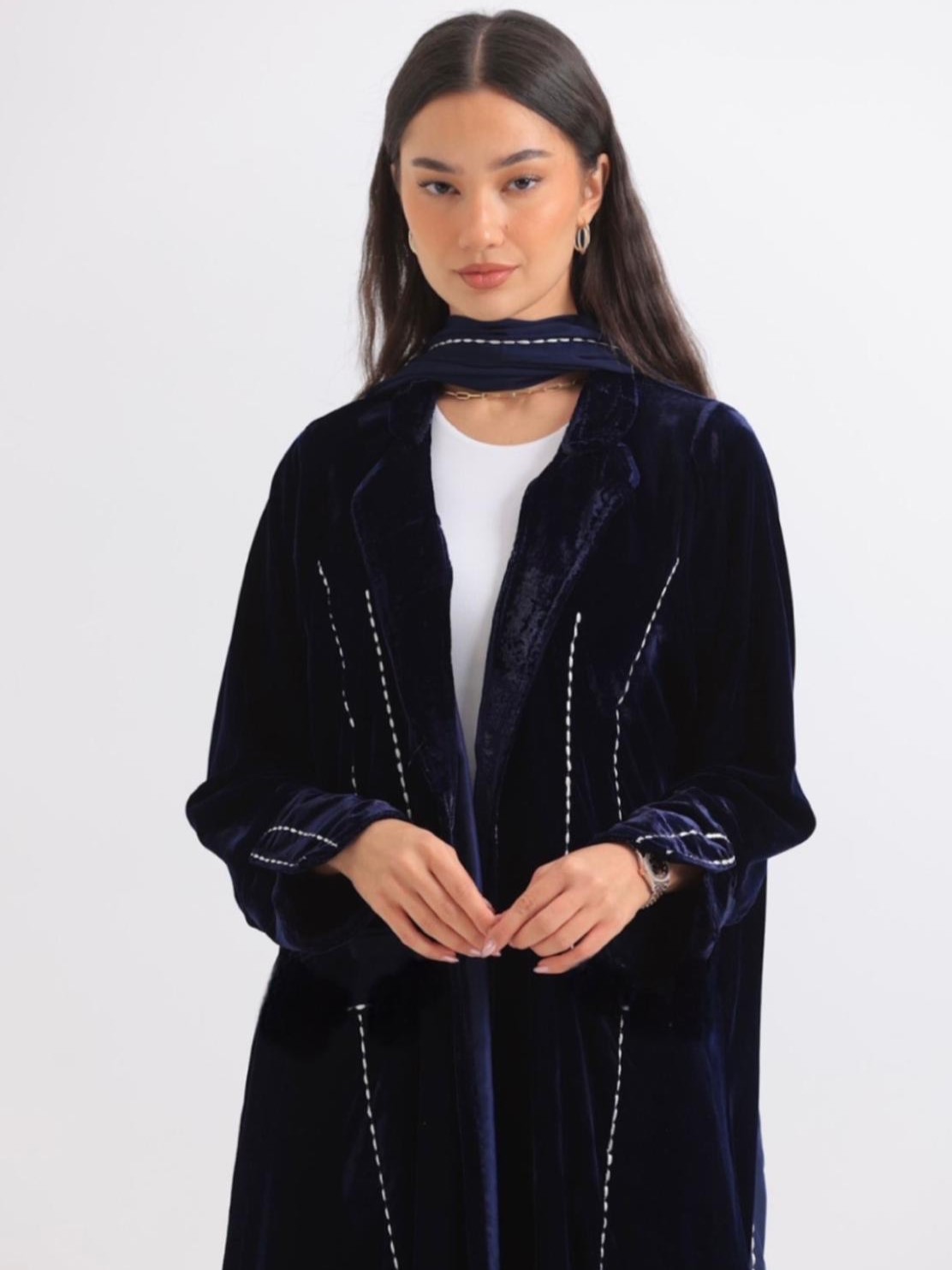 LEVE_COUTURE - Mnsaj