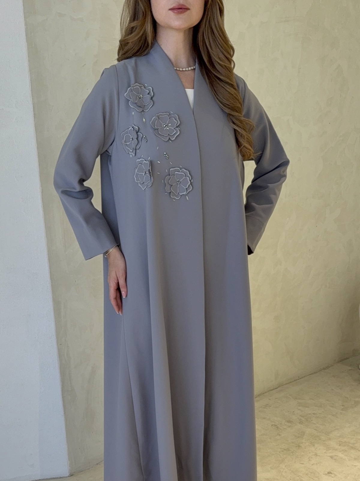 MANTLE.BH - Image 4 - Mnsaj