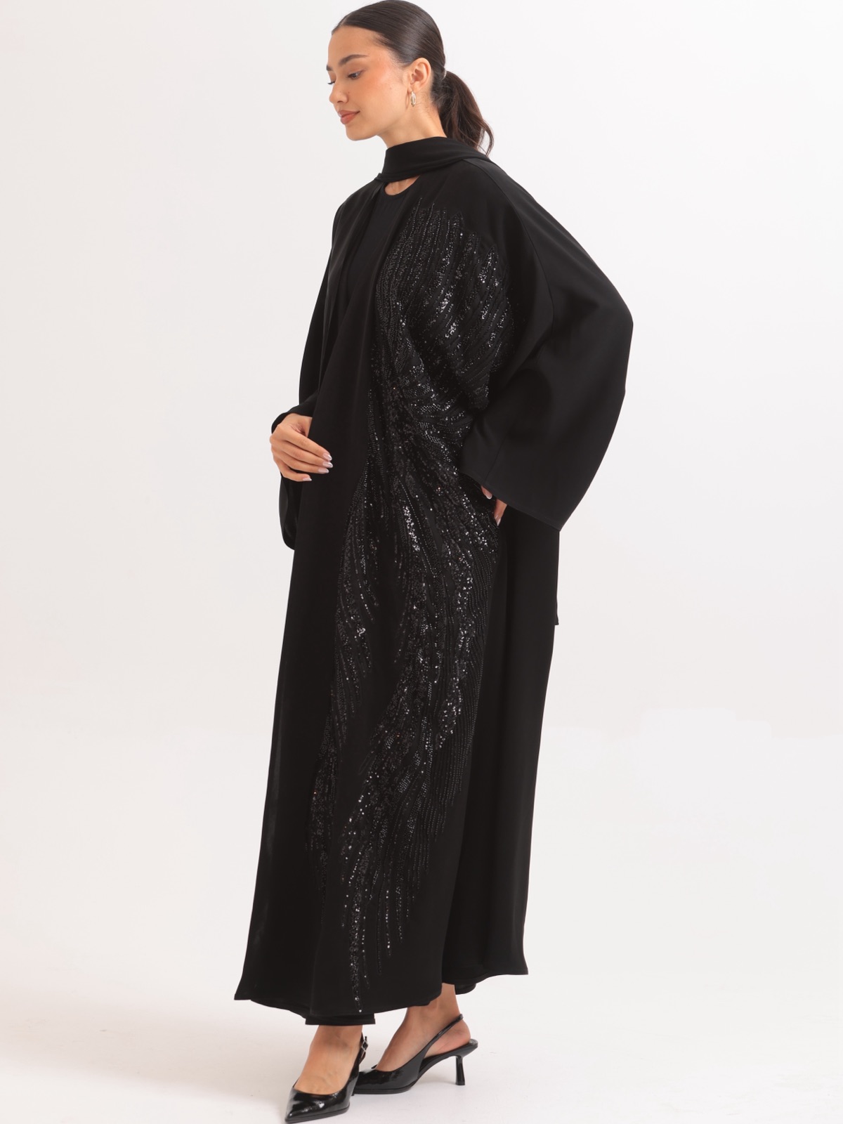 LEVE_COUTURE - Alternate View - Mnsaj