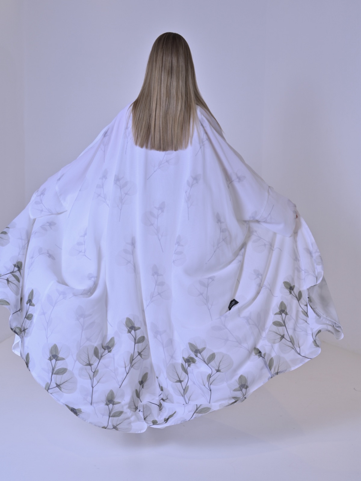 _LEEN.LINE - Image 3 - Mnsaj