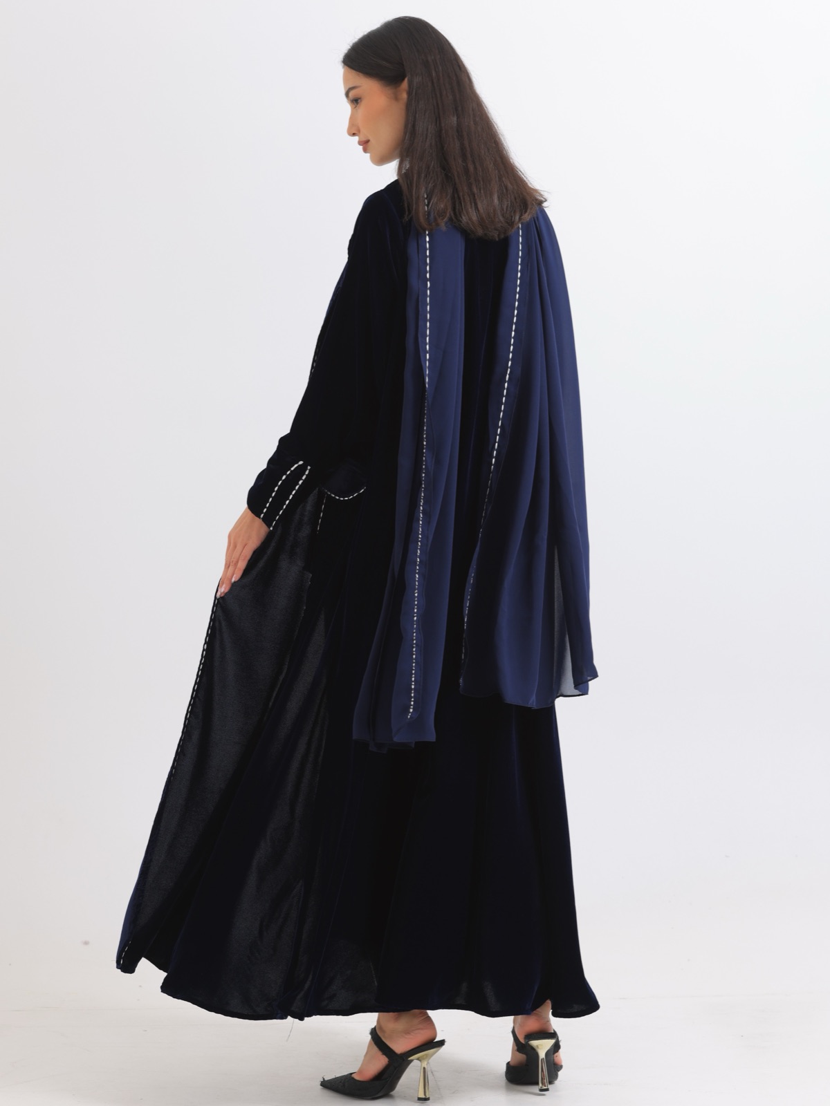 LEVE_COUTURE - Alternate View - Mnsaj