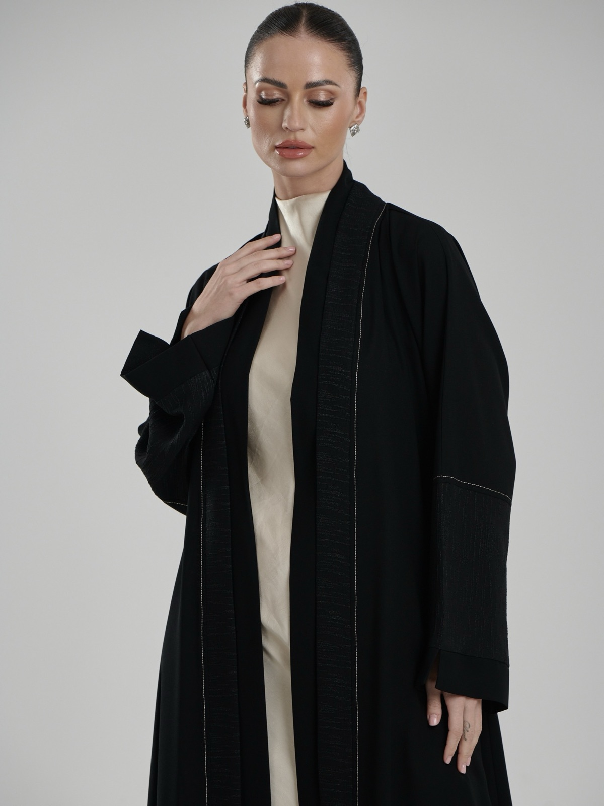 TAILORED.BYREEM - Image 5 - Mnsaj