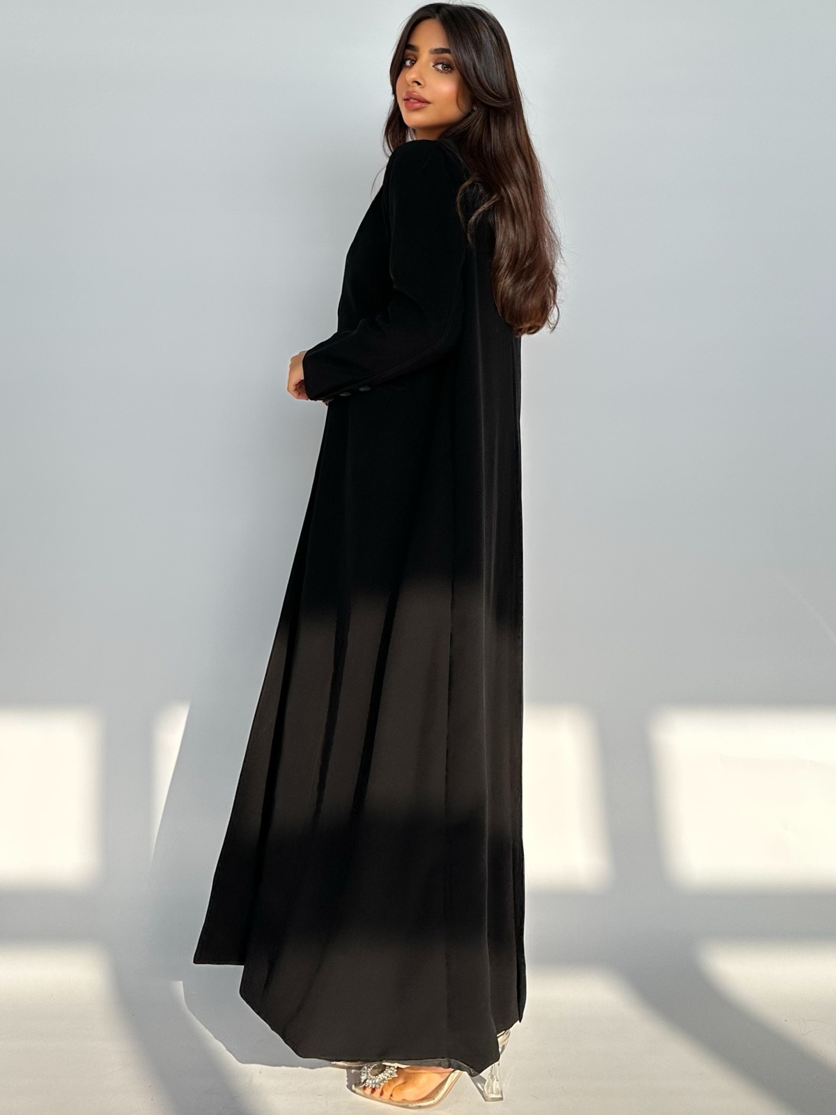 SHELLS.ABAYA - Alternate View - Mnsaj