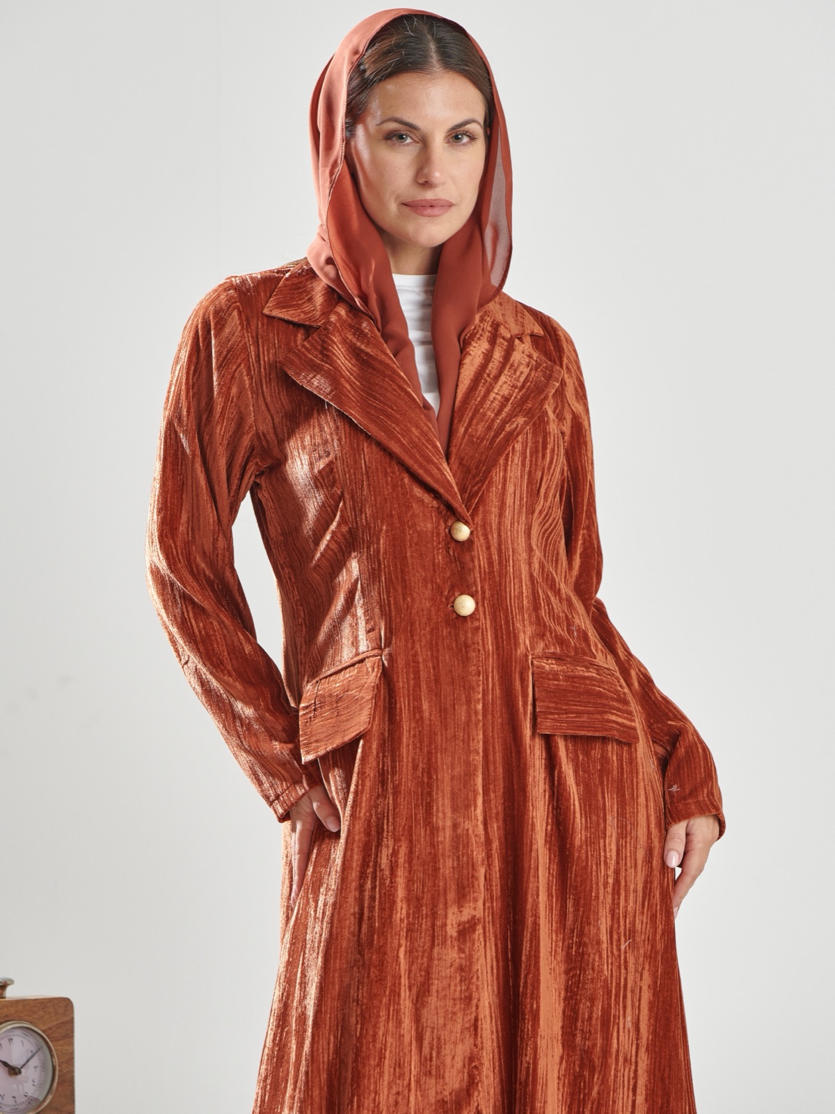 TRENDYPALACE - Alternate View - Mnsaj