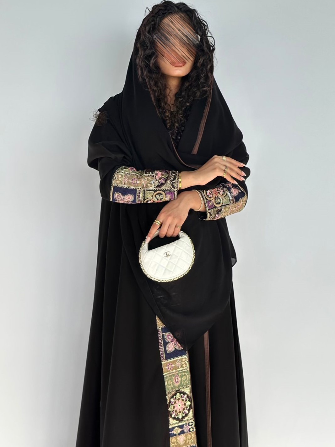IRIS_ABAYAS - Image 4 - Mnsaj