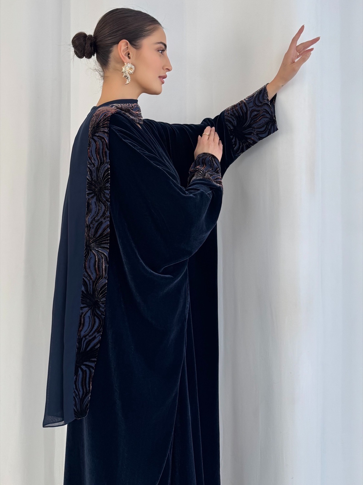 SHAIKHA.ALABDULKARIM - Mnsaj