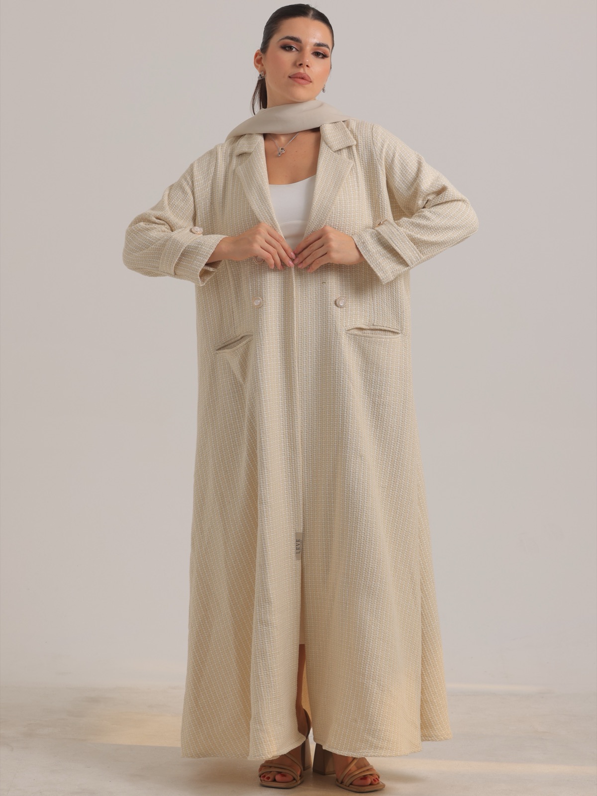 LEVE_COUTURE - Mnsaj