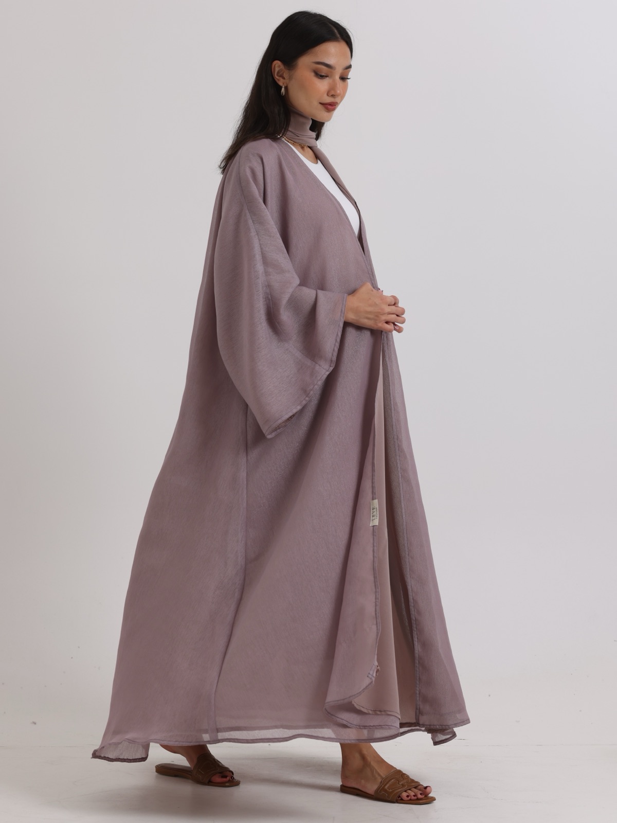 LEVE_COUTURE - Image 3 - Mnsaj