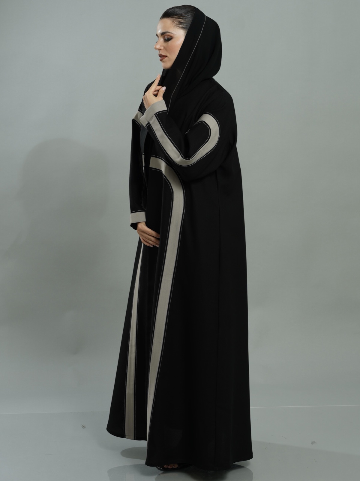 THE.UNIQUE.TOUCH_BH - Alternate View - Mnsaj