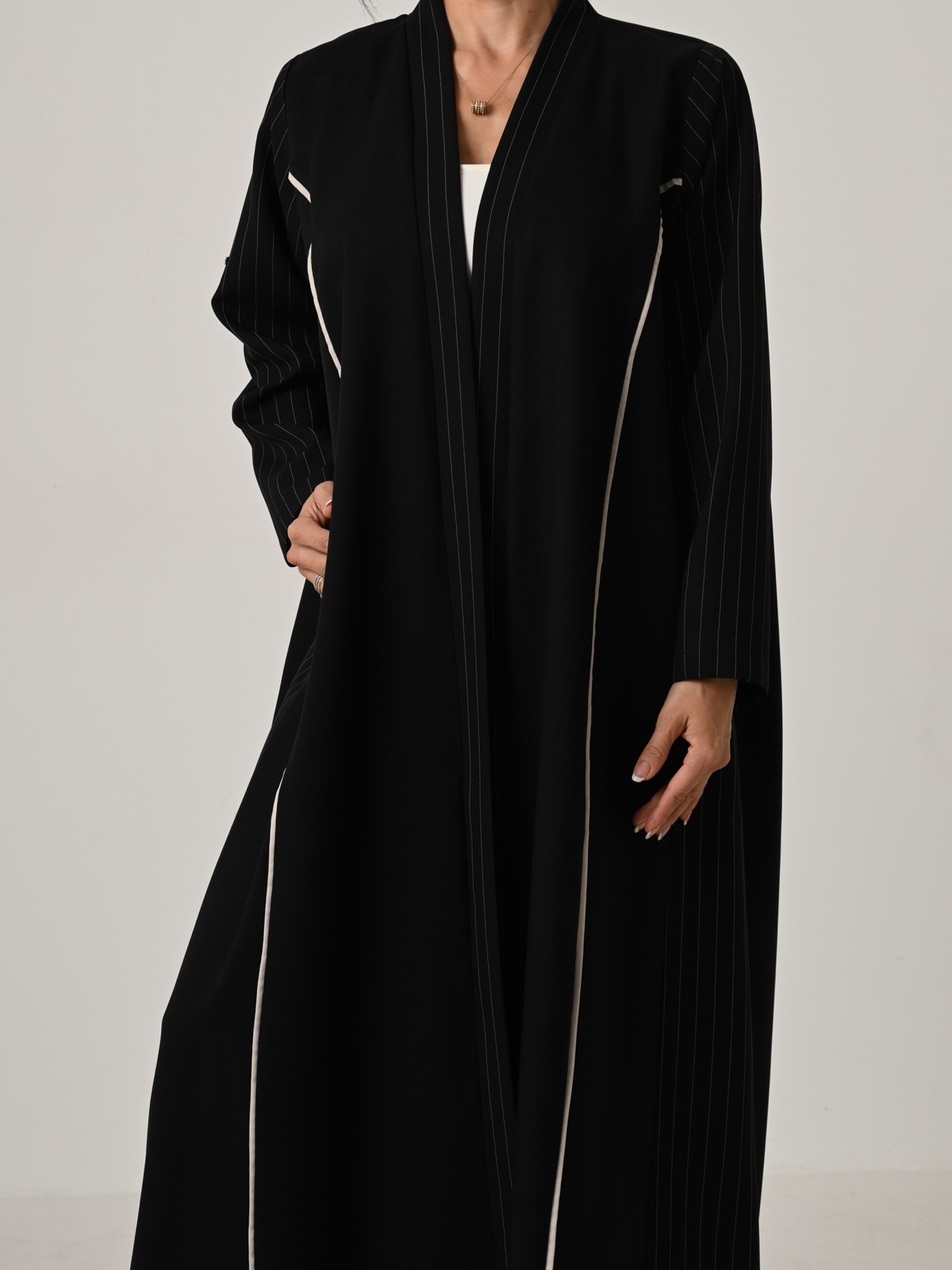 JULY_BOUTIQUE - Alternate View - Mnsaj