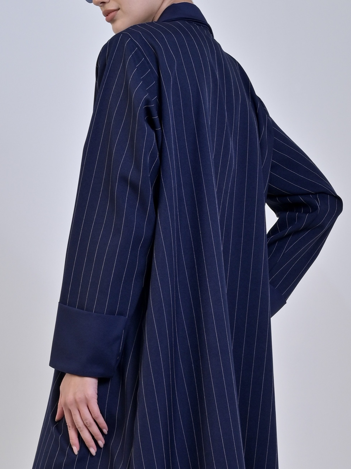 _LEEN.LINE - Alternate View - Mnsaj