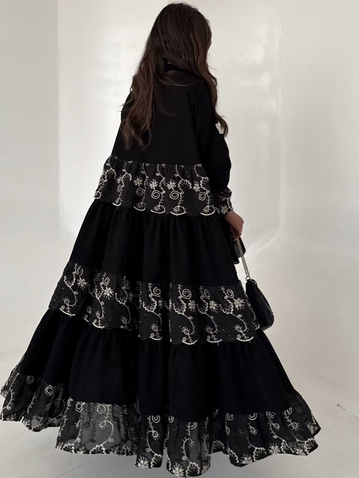 ALDA_ABAYA - Alternate View - Mnsaj