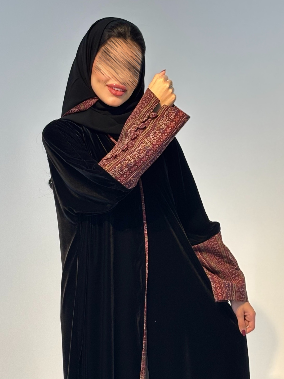 SHELLS.ABAYA - Image 4 - Mnsaj