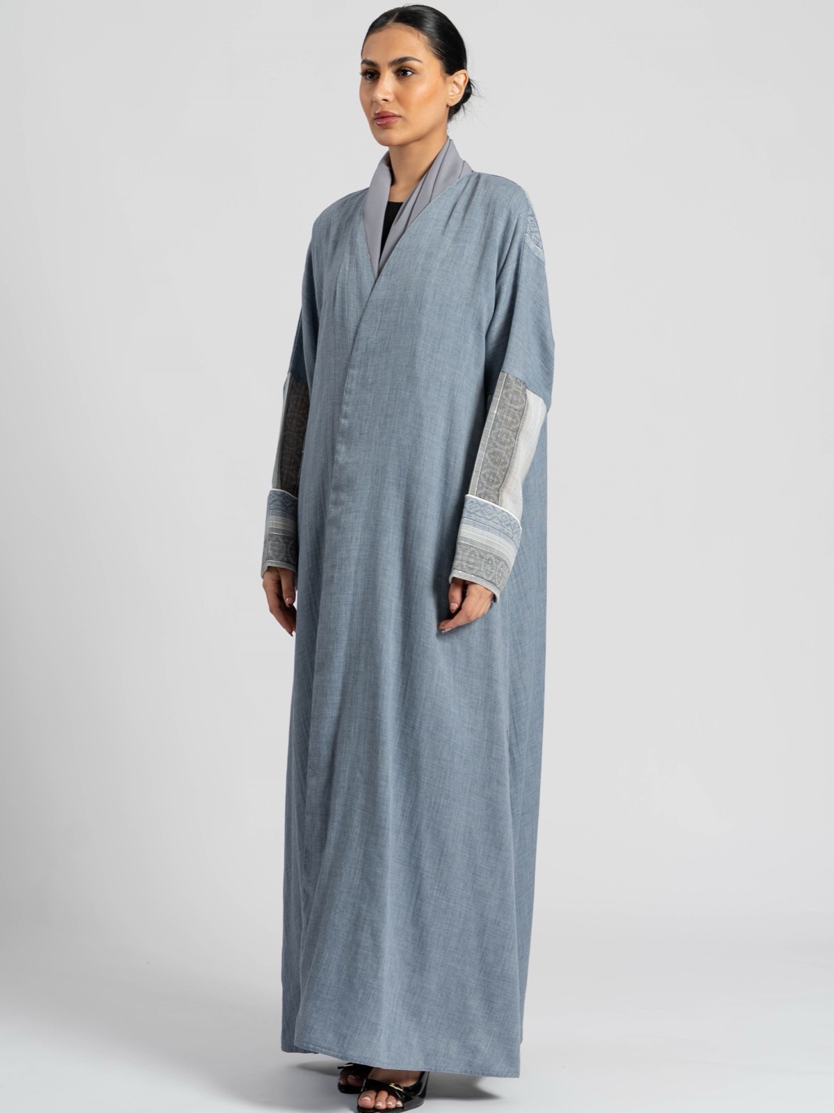 SHAIKHA.ALABDULKARIM - Alternate View - Mnsaj