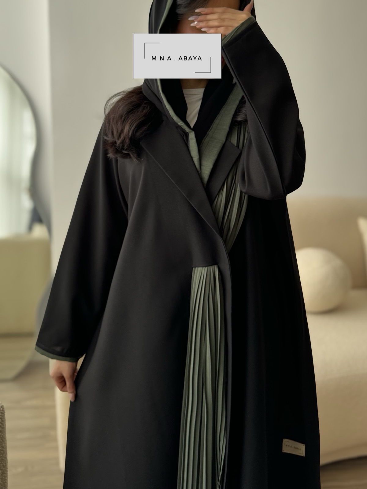 AYSHA_LINE - Alternate View - Mnsaj