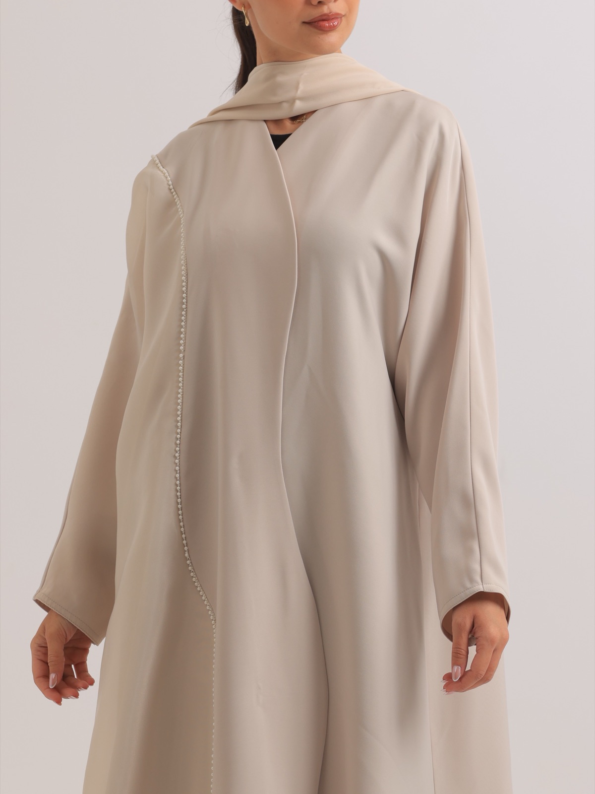 LEVE_COUTURE - Image 3 - Mnsaj