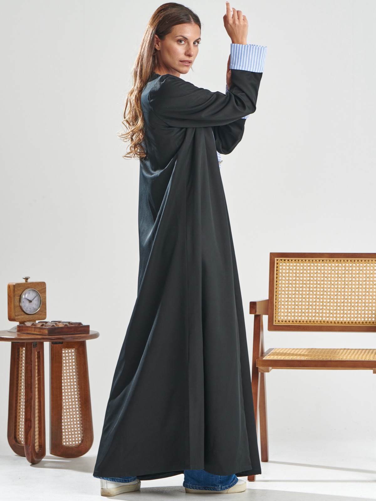 TRENDYPALACE - Alternate View - Mnsaj