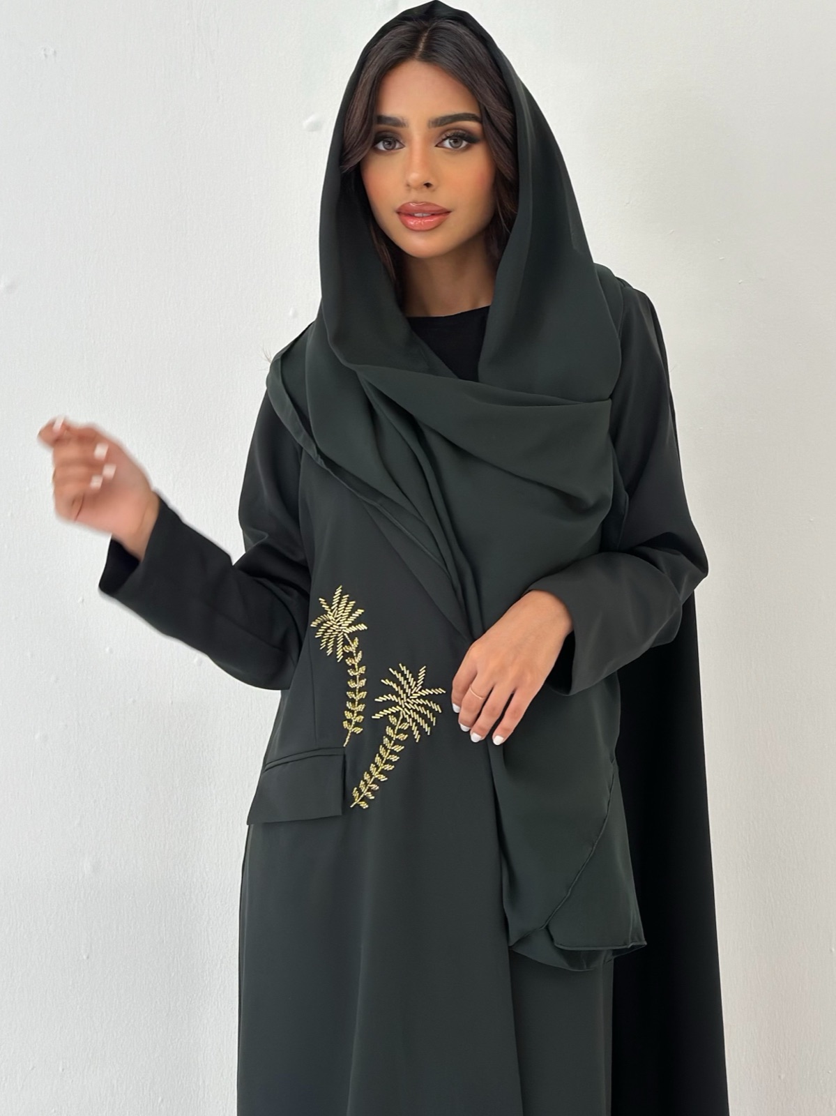 SHELLS.ABAYA - Image 4 - Mnsaj