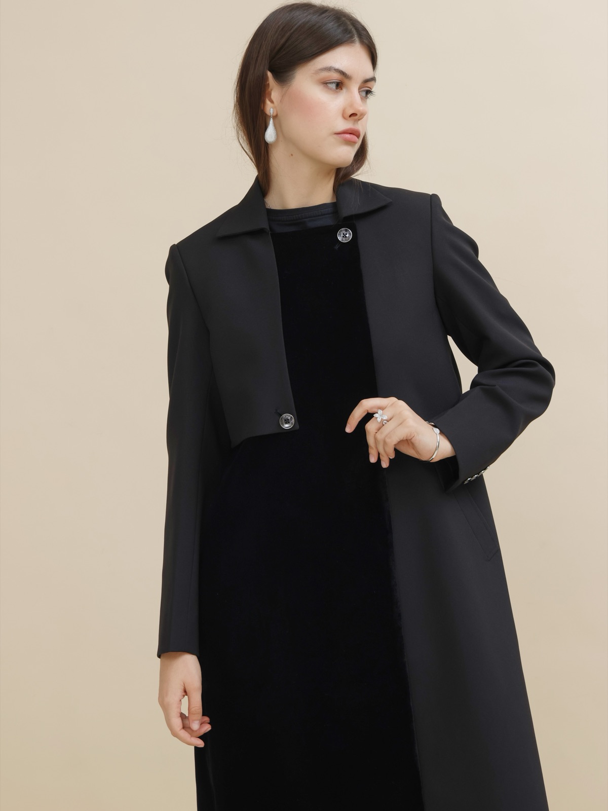 IRIS_ABAYABH - Image 4 - Mnsaj