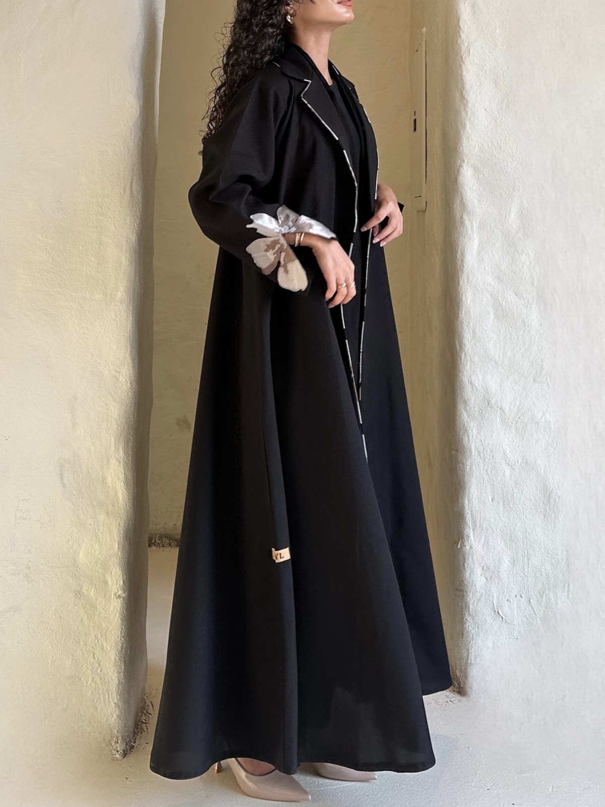 LYL.ABAYAS - Image 3 - Mnsaj