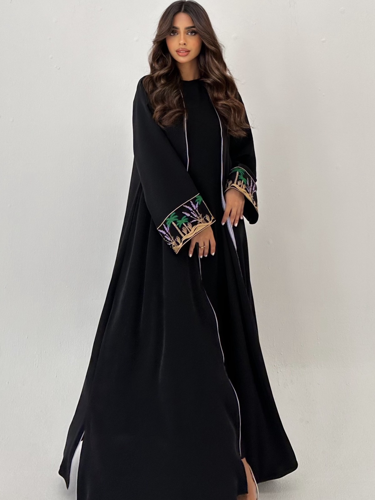 SHELLS.ABAYA - Image 3 - Mnsaj