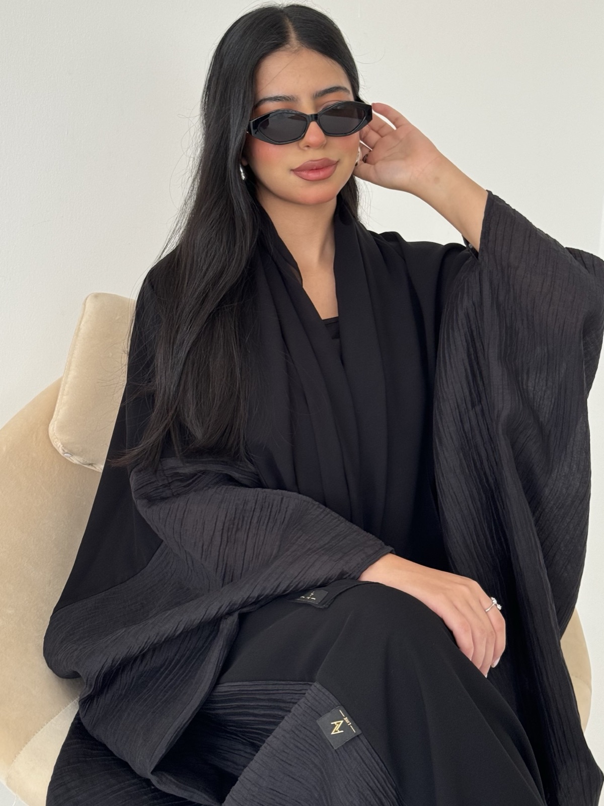 AALINE.BH - Image 3 - Mnsaj