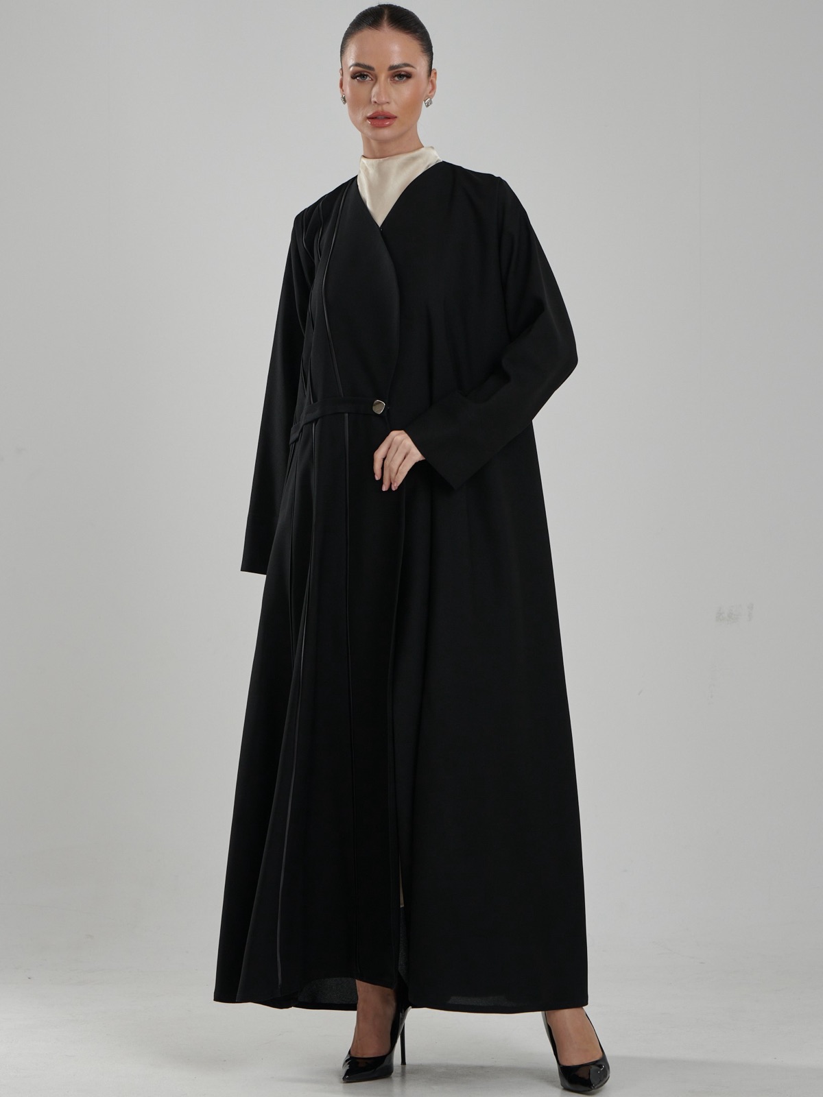 TAILORED.BYREEM - Alternate View - Mnsaj