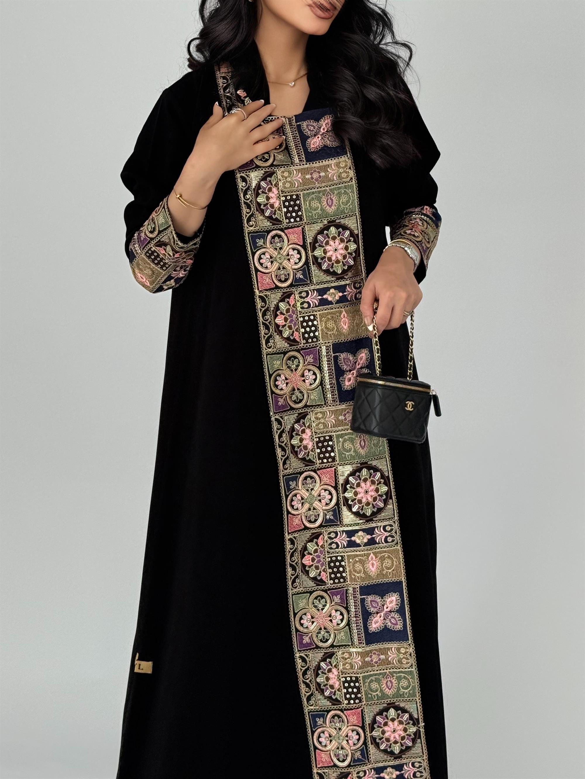 LYL.ABAYAS - Image 4 - Mnsaj