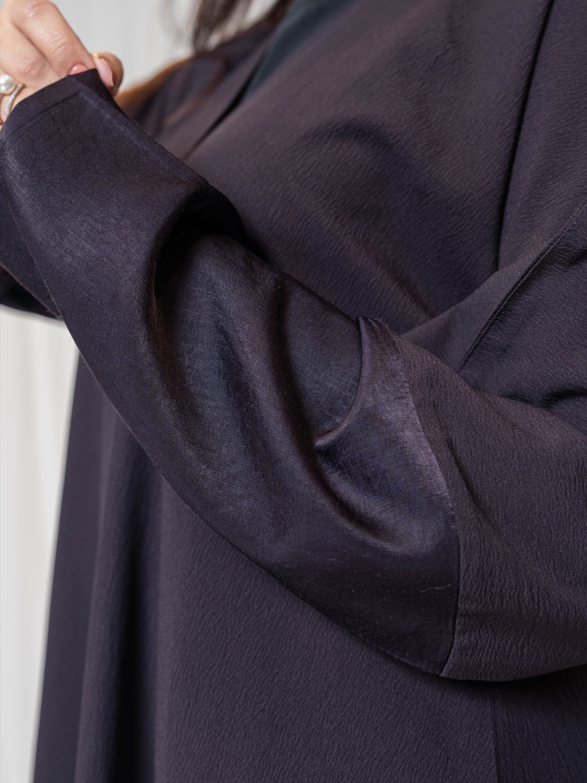 DHEL.ABAYA - Image 3 - Mnsaj