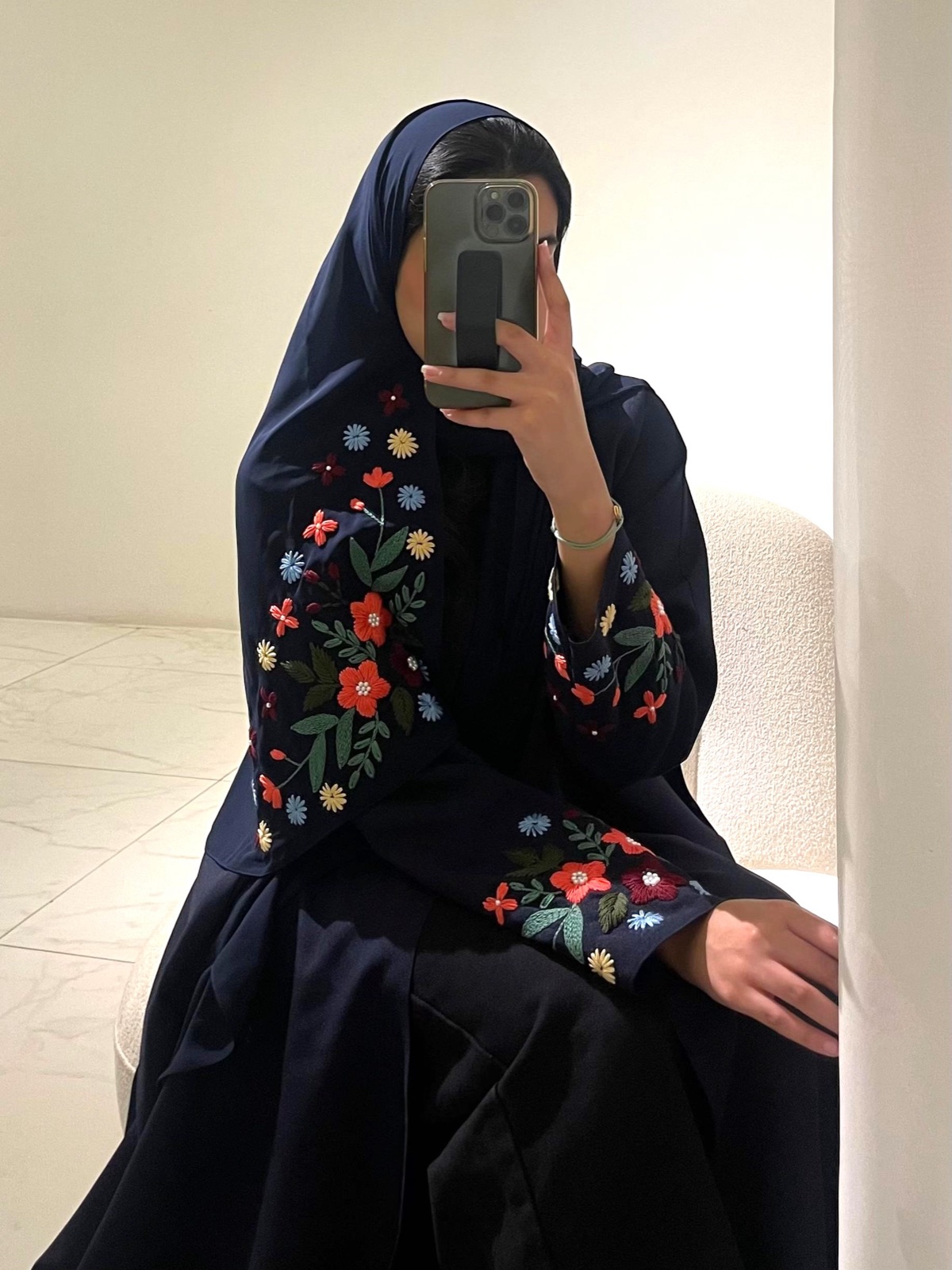 AT.BYAMINAALTAMIMI - Mnsaj