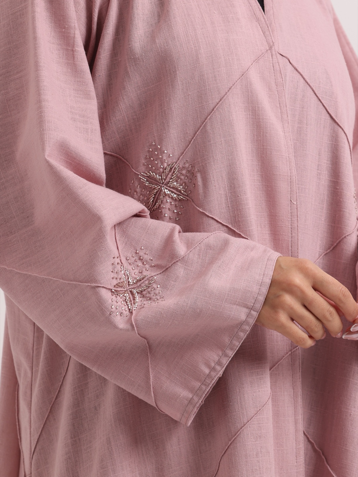 LEVE_COUTURE - Alternate View - Mnsaj