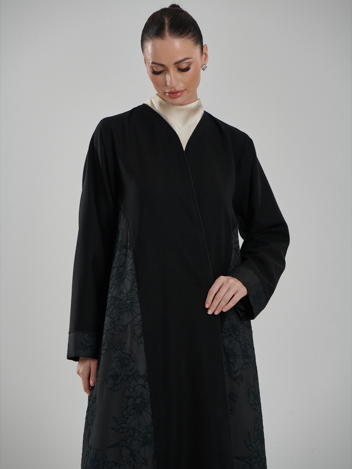 TAILORED.BYREEM - Image 5 - Mnsaj