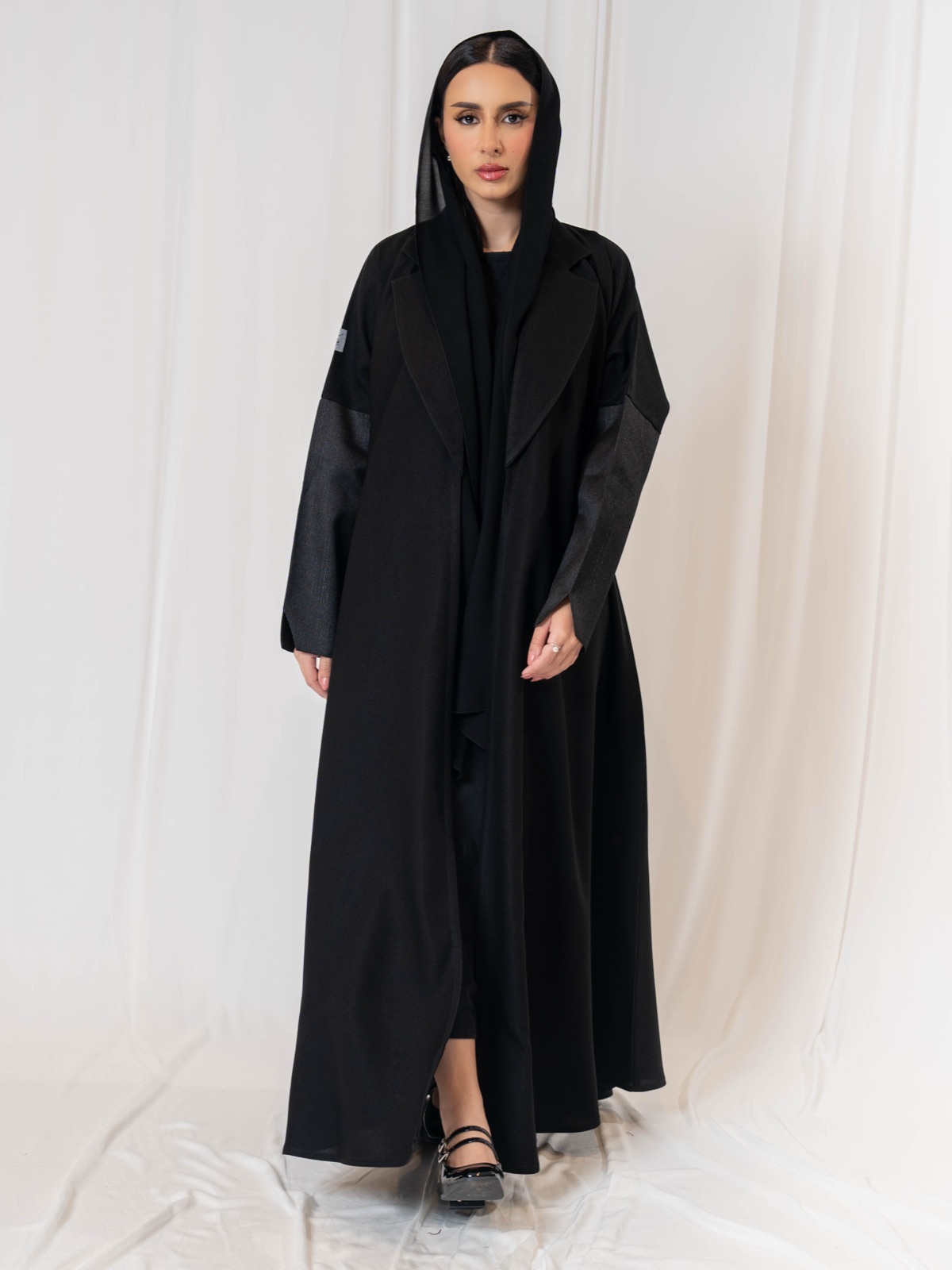 DHEL.ABAYA - Mnsaj
