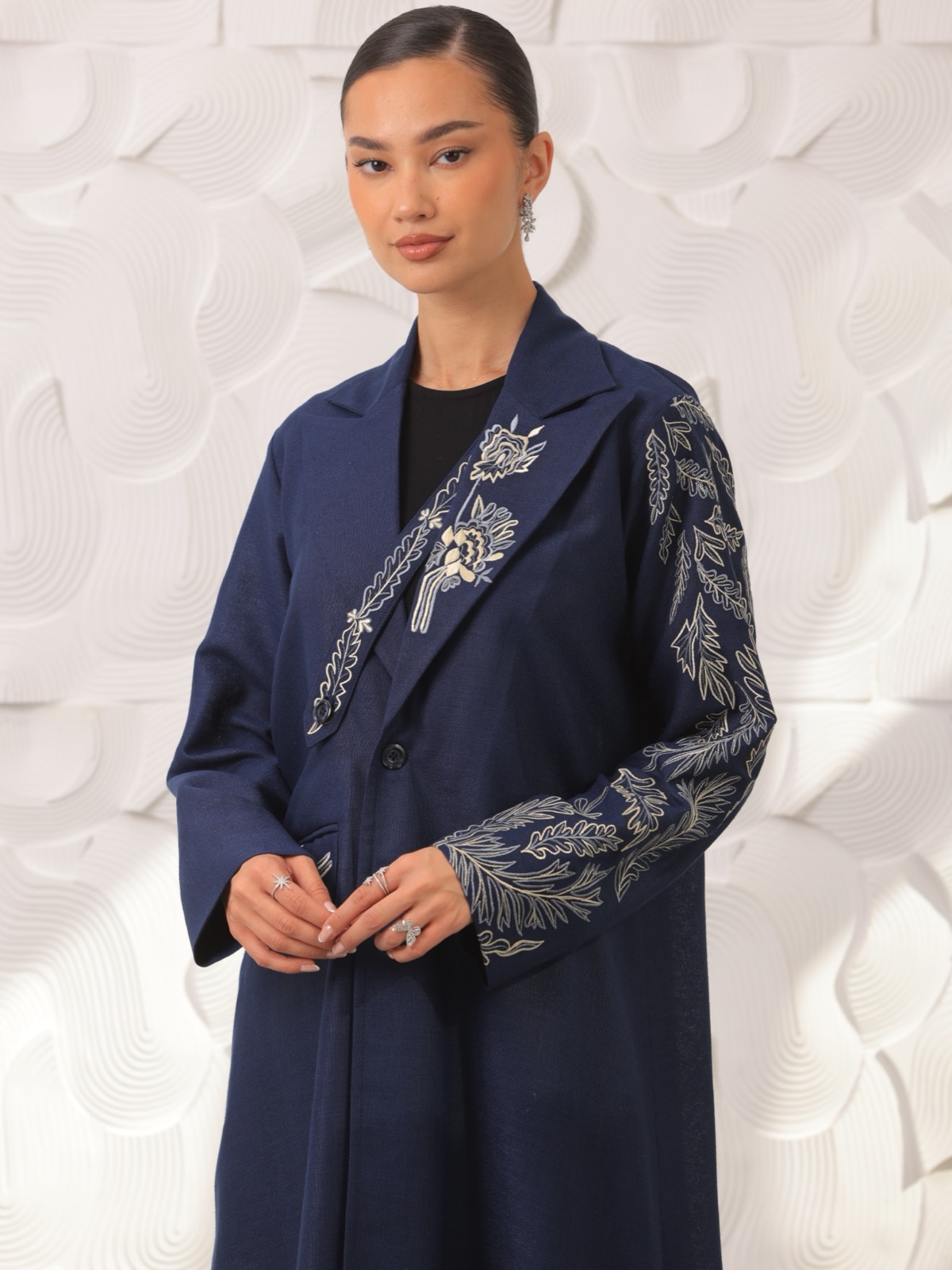 LN_THREADS - Image 4 - Mnsaj