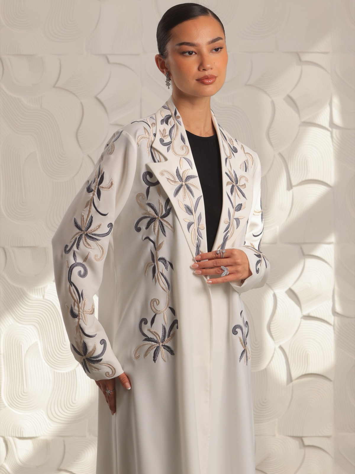 LN_THREADS - Image 5 - Mnsaj