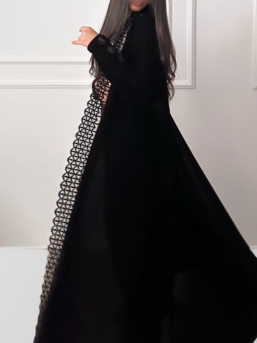 WATAD_ABAYA - Alternate View - Mnsaj