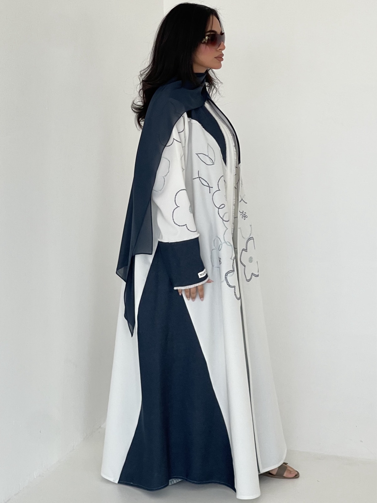 _MERALINE - Alternate View - Mnsaj