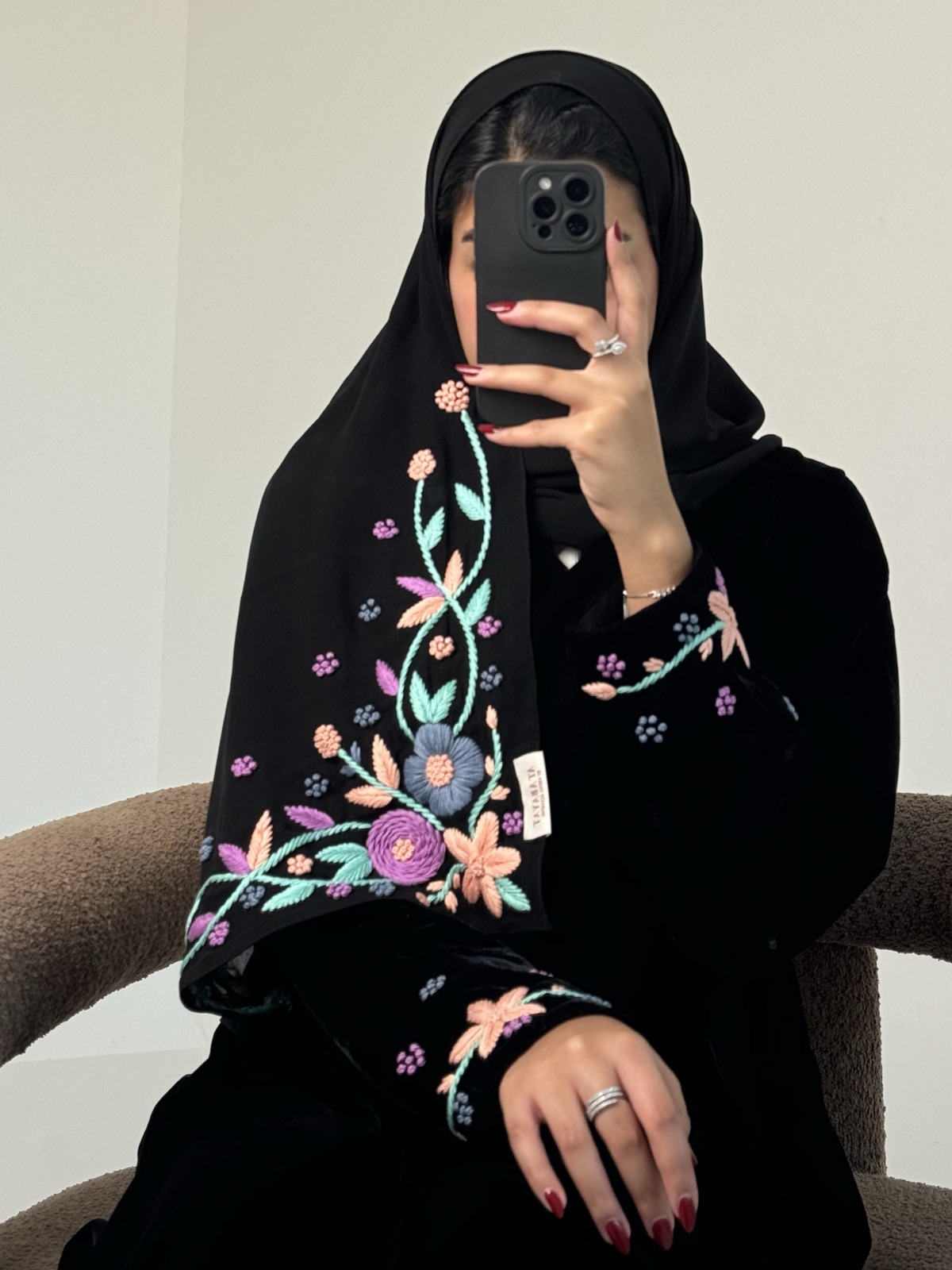 AT.BYAMINAALTAMIMI - Mnsaj