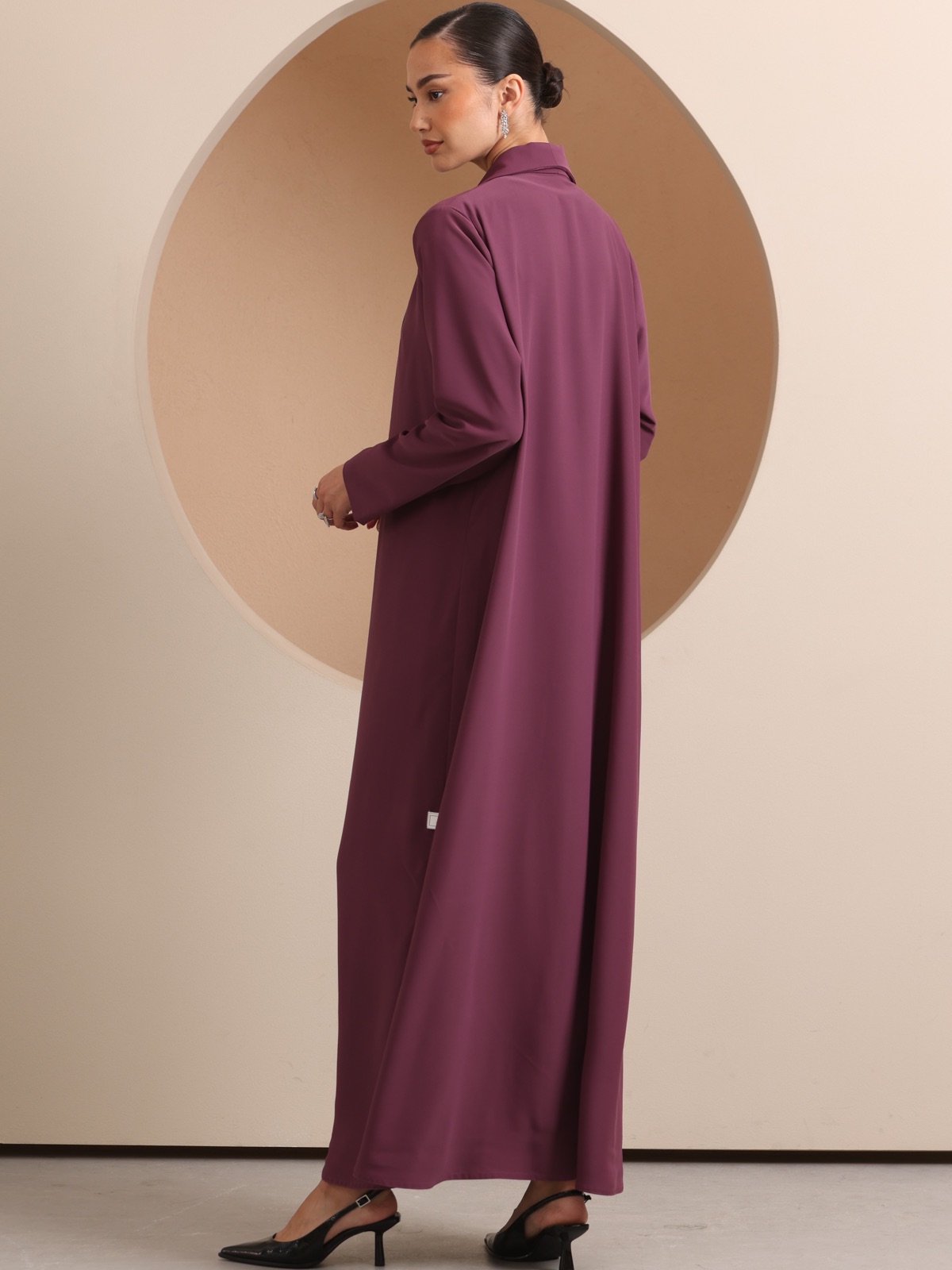 LN_THREADS - Image 4 - Mnsaj