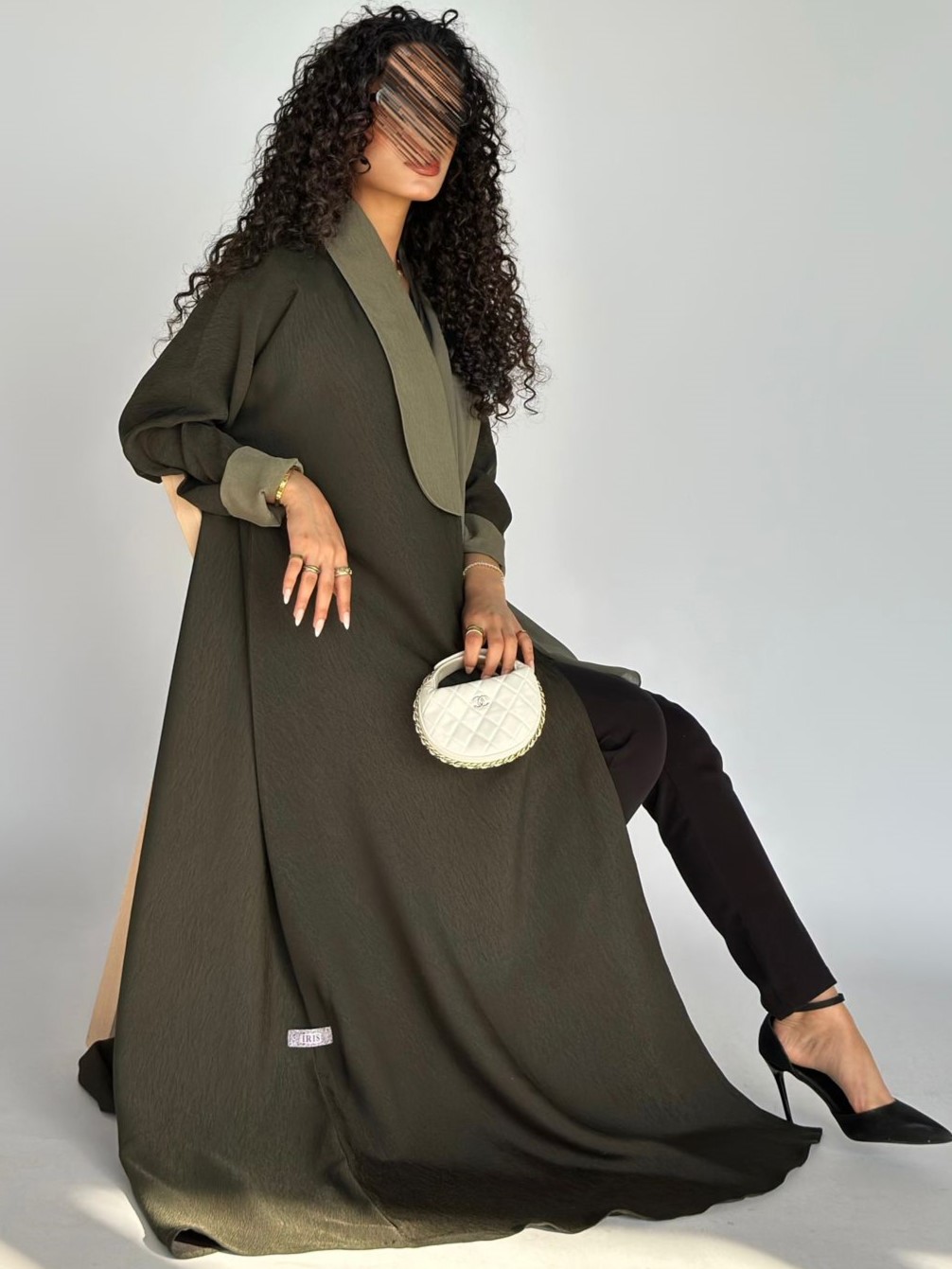 IRIS_ABAYAS - Image 3 - Mnsaj