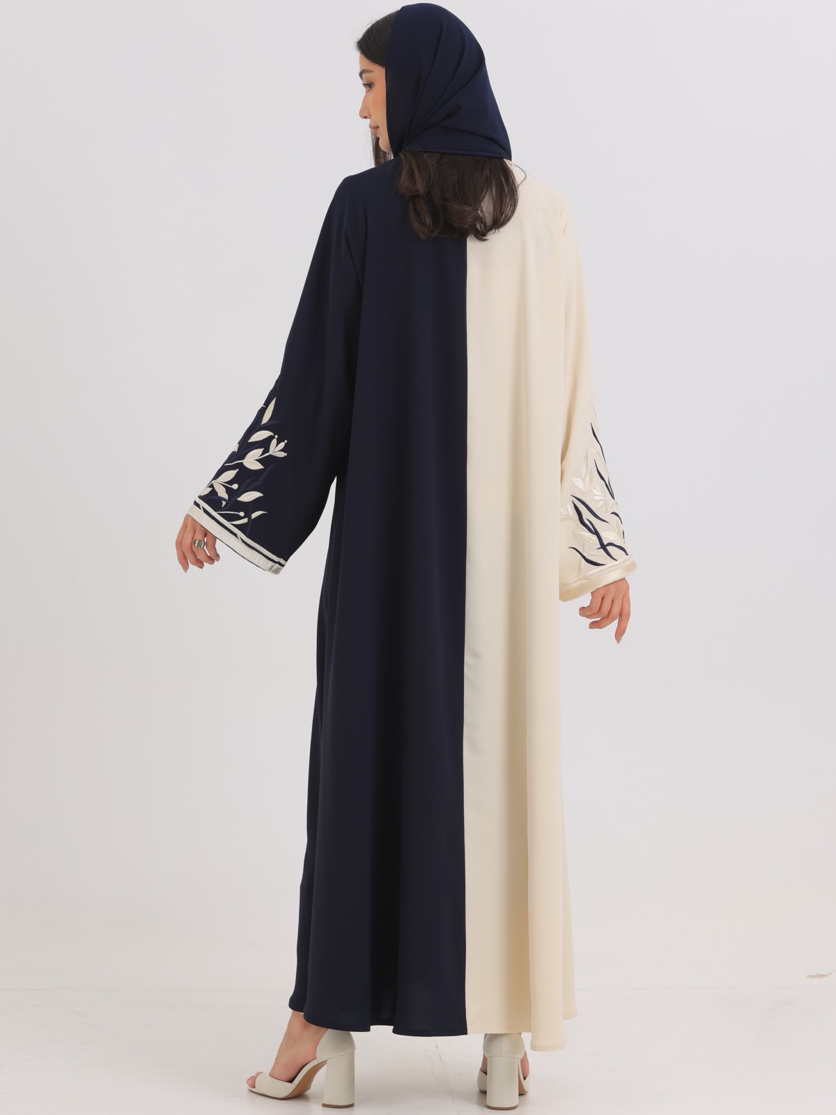 LEVE_COUTURE - Image 3 - Mnsaj