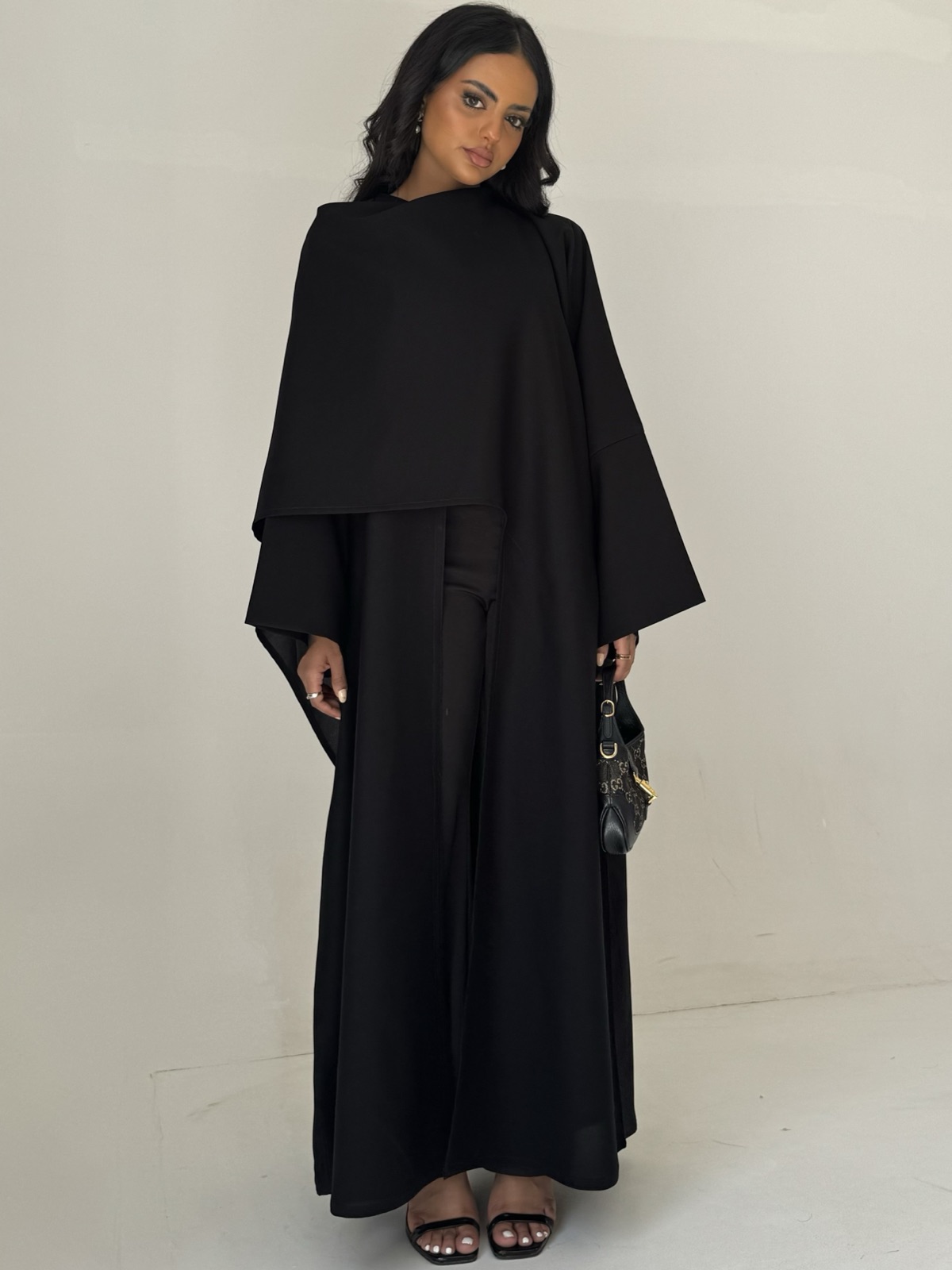 DHEL.ABAYA - Image 5 - Mnsaj