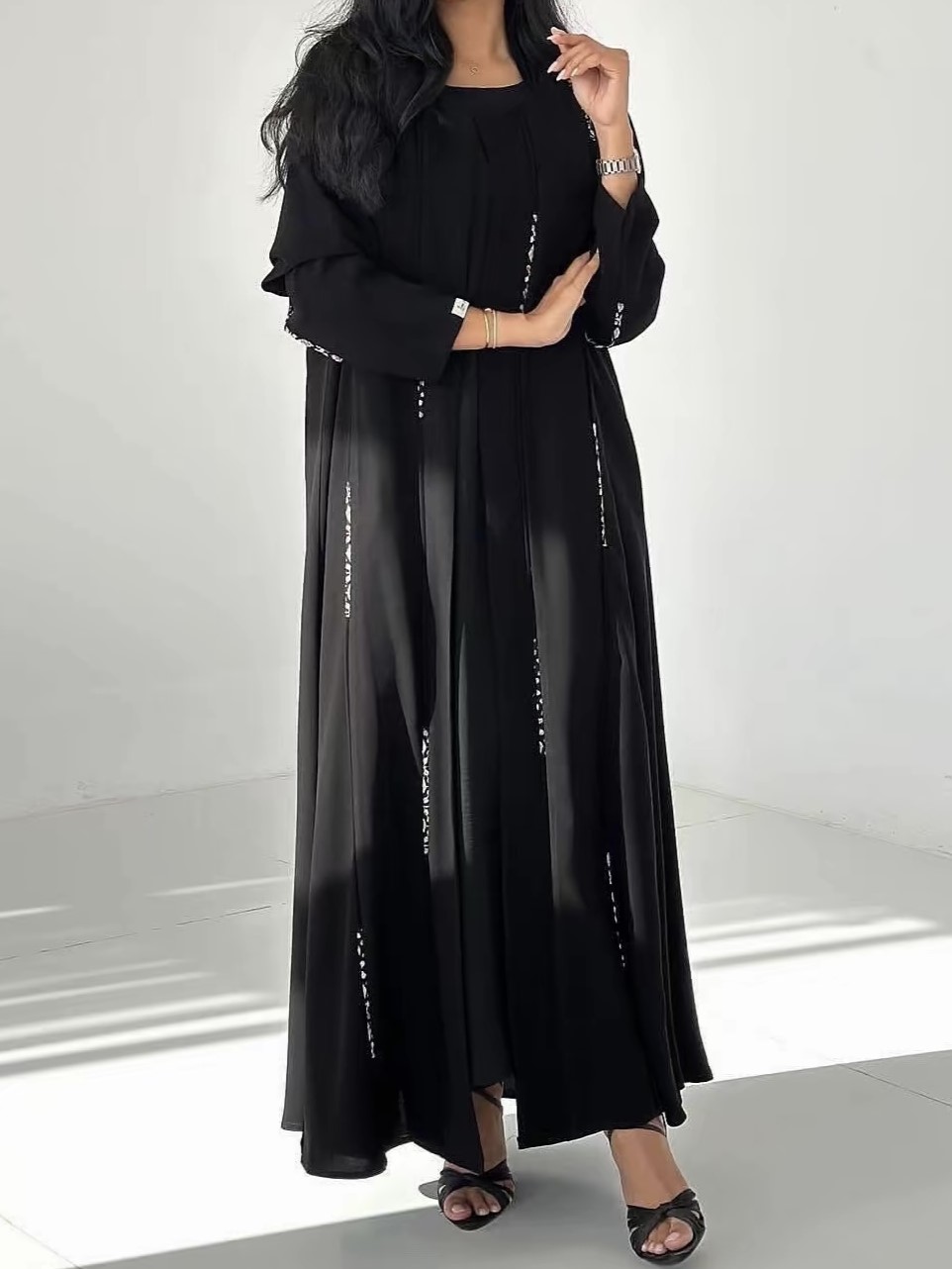 LIAN.ABAYA - Image 4 - Mnsaj