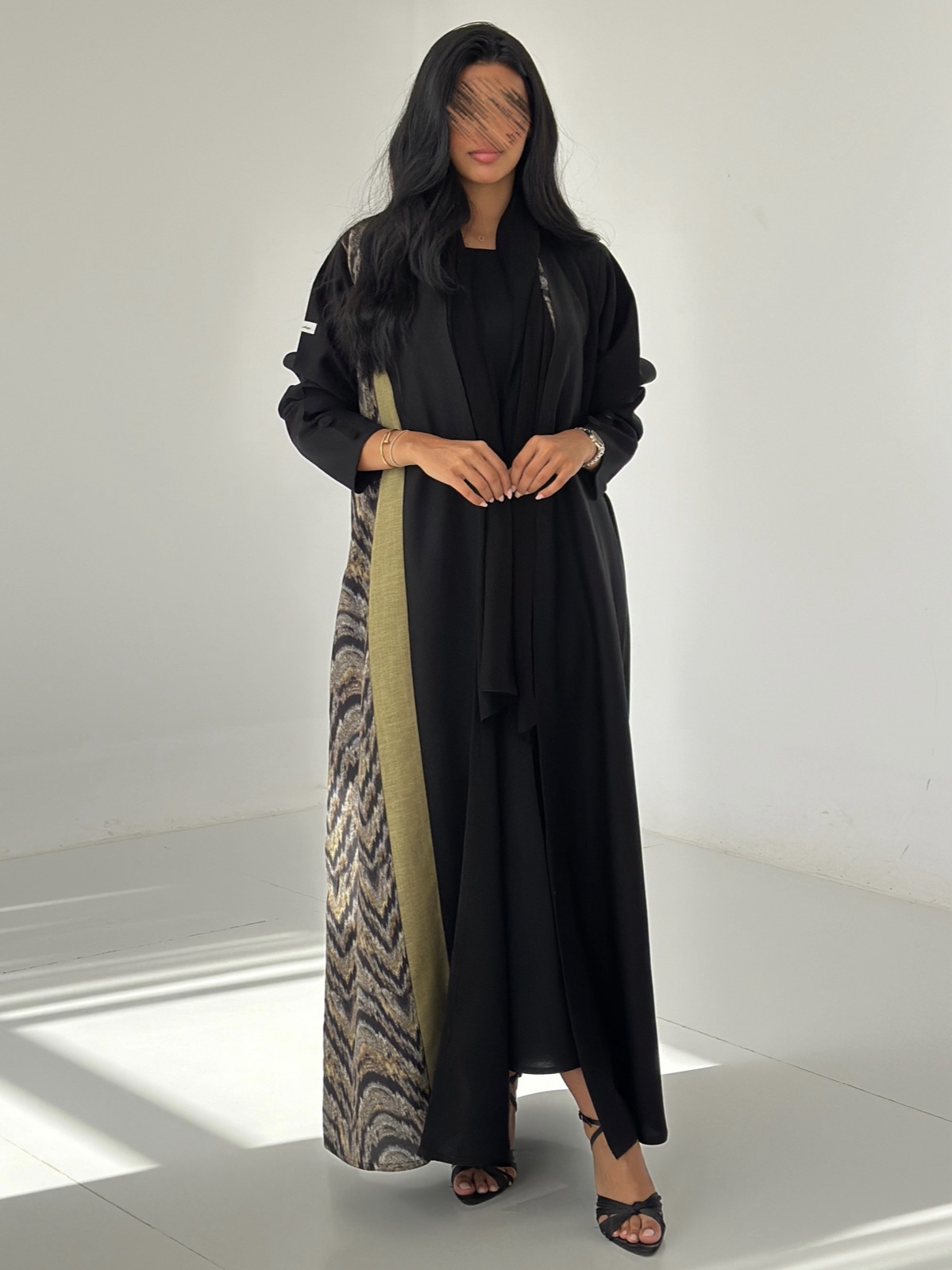 LIAN.ABAYA - Alternate View - Mnsaj