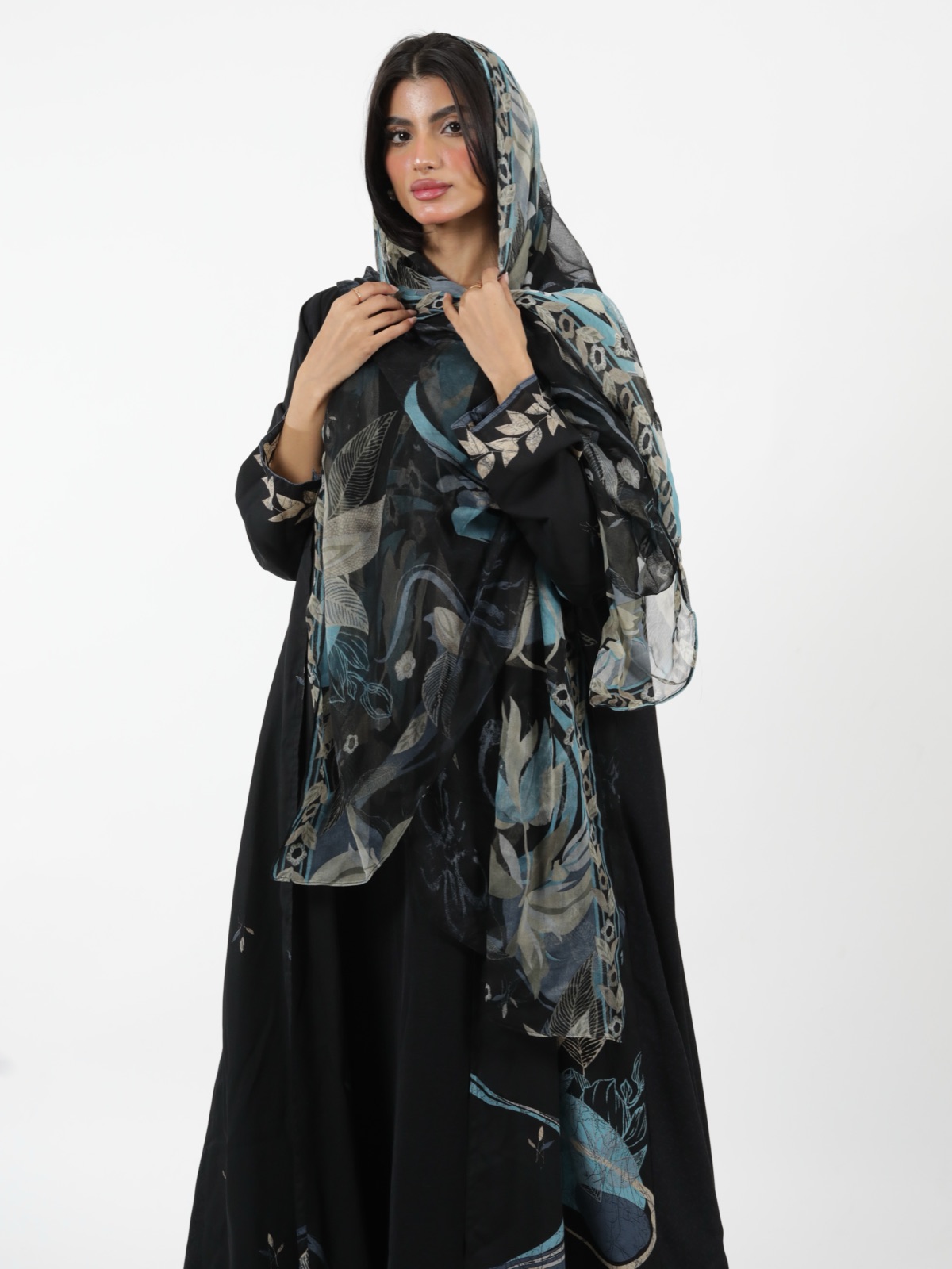 LABAYA.A - Alternate View - Mnsaj