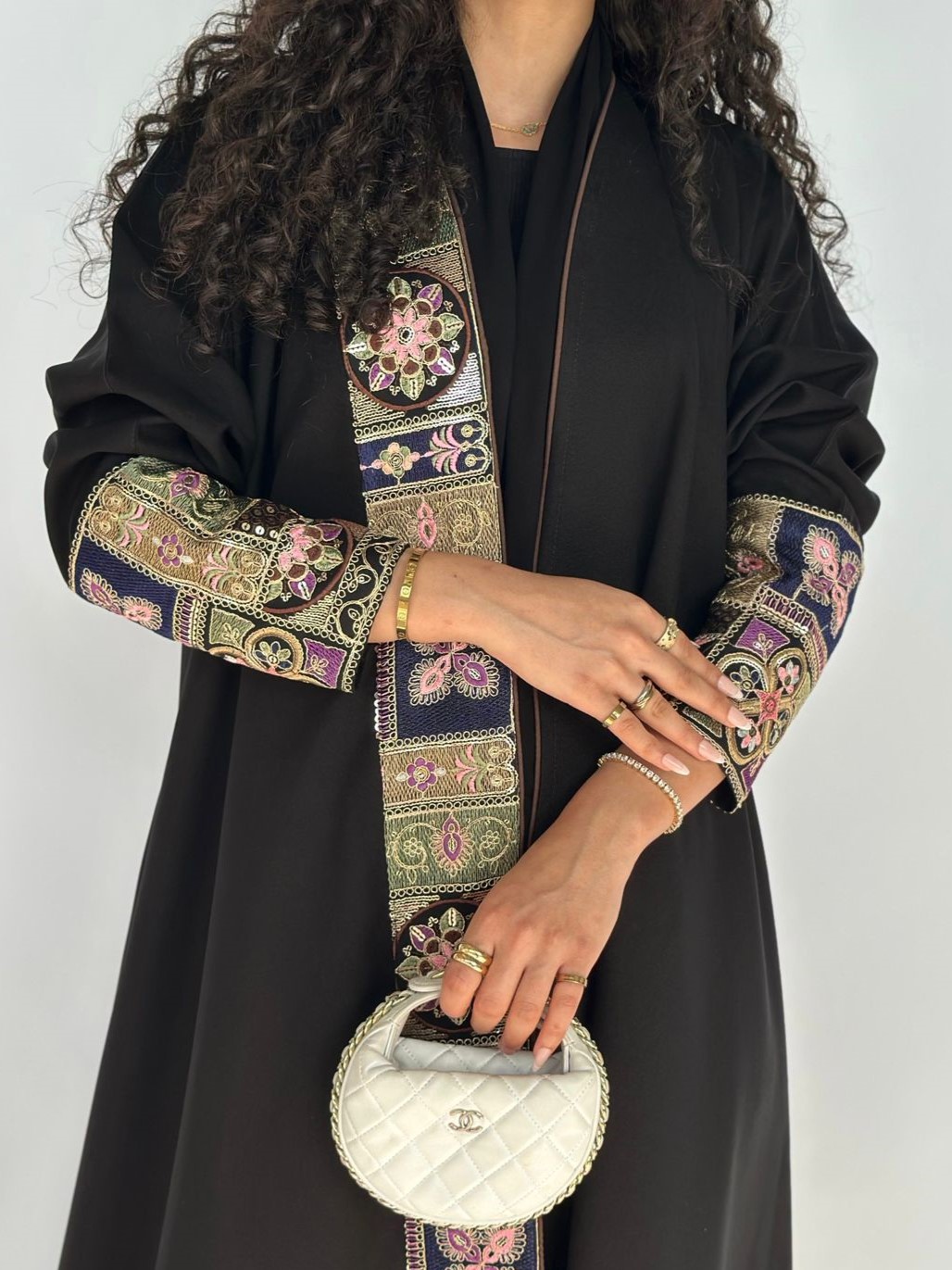 IRIS_ABAYAS - Image 3 - Mnsaj