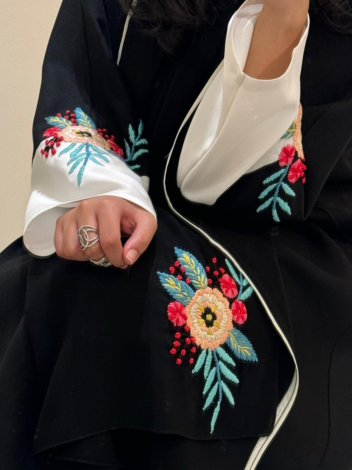 AT.BYAMINAALTAMIMI - Image 3 - Mnsaj