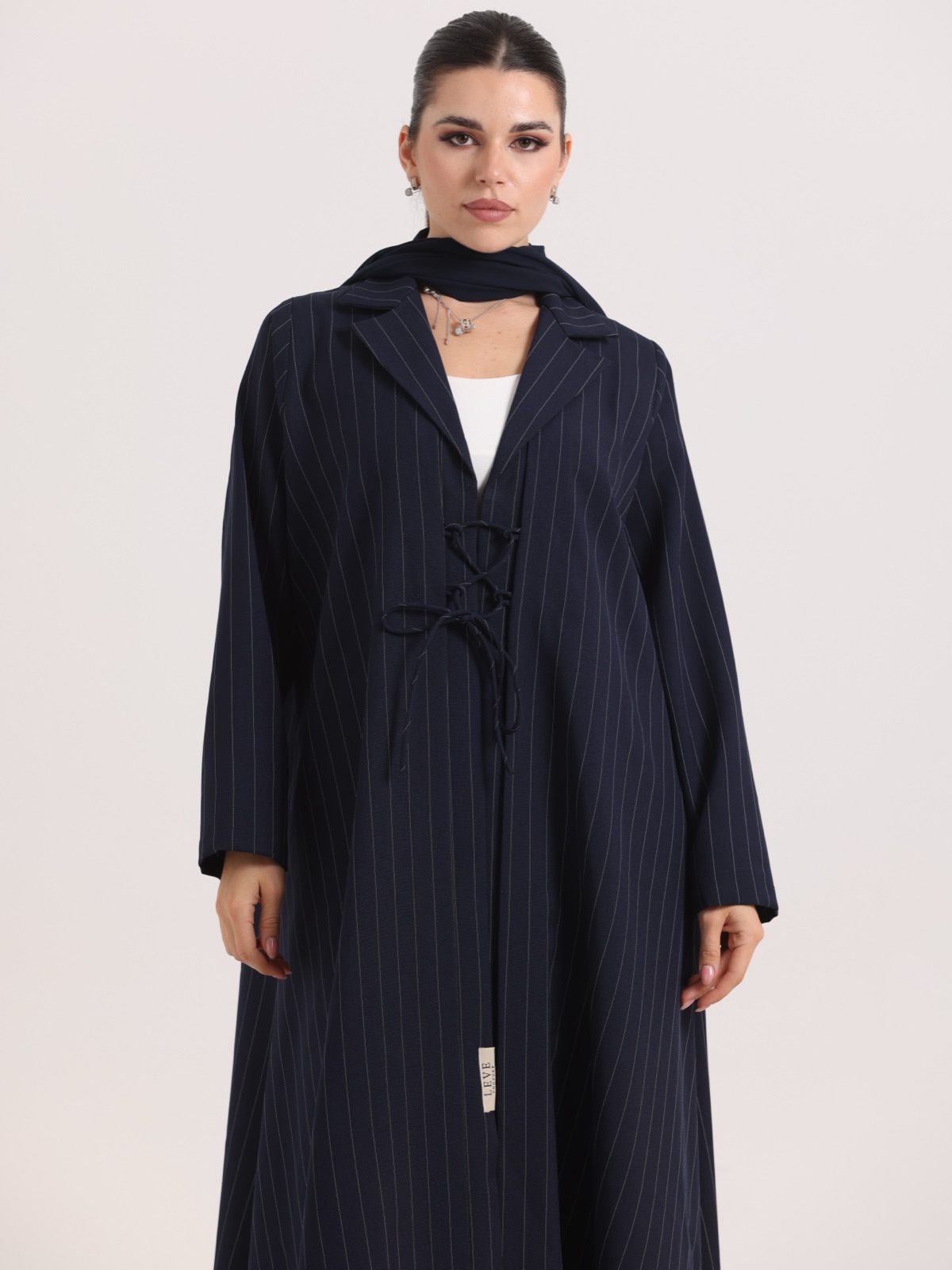 LEVE_COUTURE - Alternate View - Mnsaj