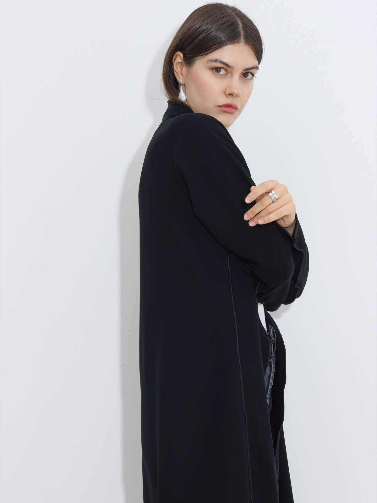 IRIS_ABAYABH - Image 5 - Mnsaj